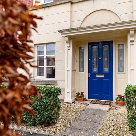 Burlington Place, Shrewsbury. 2 Bedroom, Private Parking, 5 Minutes From Town Bagian luar foto